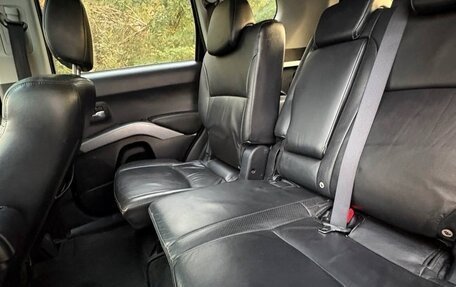 Mitsubishi Outlander III рестайлинг 3, 2007 год, 679 000 рублей, 3 фотография