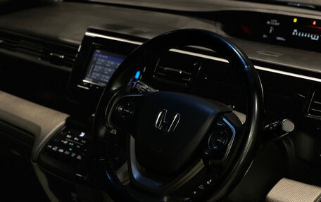 Honda Stepwgn IV, 2015 год, 1 855 000 рублей, 8 фотография