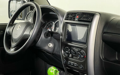 Suzuki Jimny, 2018 год, 1 697 000 рублей, 9 фотография