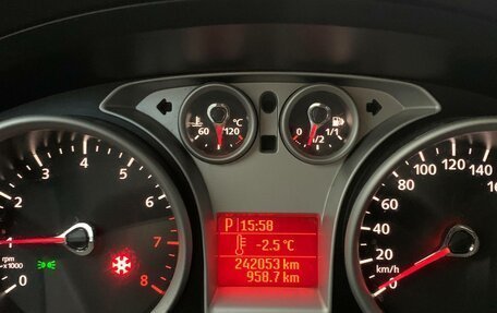 Ford Focus II рестайлинг, 2011 год, 499 000 рублей, 12 фотография