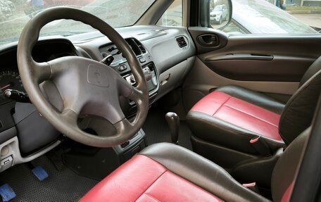 Mitsubishi Space Gear I рестайлинг, 2000 год, 300 000 рублей, 5 фотография