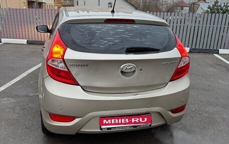 Hyundai Solaris II рестайлинг, 2011 год, 599 000 рублей, 6 фотография