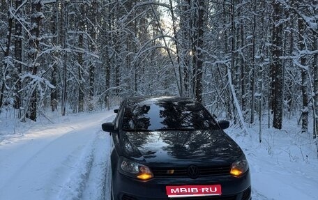 Volkswagen Polo VI (EU Market), 2013 год, 670 000 рублей, 1 фотография