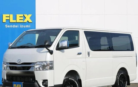 Toyota HiAce H200, 2022 год, 5 450 000 рублей, 1 фотография