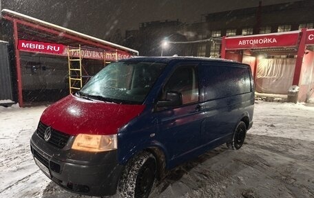 Volkswagen Transporter T5 рестайлинг, 2008 год, 850 000 рублей, 1 фотография