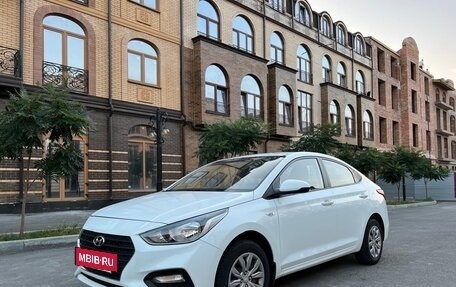 Hyundai Solaris II рестайлинг, 2019 год, 1 600 000 рублей, 6 фотография