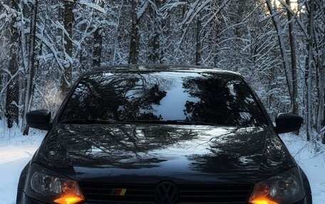 Volkswagen Polo VI (EU Market), 2013 год, 670 000 рублей, 2 фотография