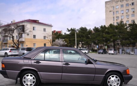 Mercedes-Benz 190 (W201), 1991 год, 1 350 000 рублей, 3 фотография