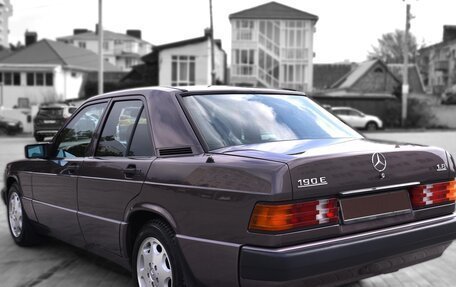 Mercedes-Benz 190 (W201), 1991 год, 1 350 000 рублей, 7 фотография