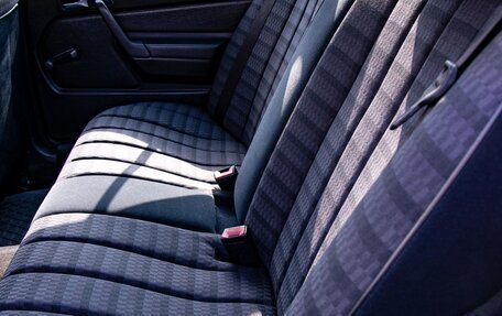 Mercedes-Benz 190 (W201), 1991 год, 1 350 000 рублей, 17 фотография