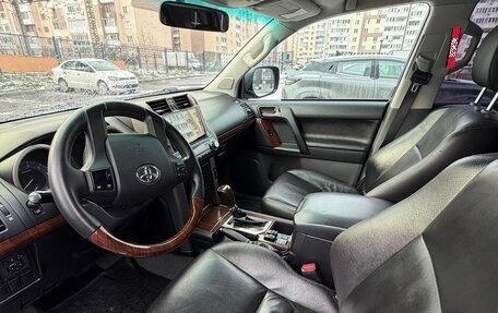 Toyota Land Cruiser Prado 150 рестайлинг 2, 2010 год, 2 350 000 рублей, 9 фотография
