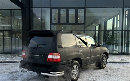 Toyota Land Cruiser 100 рестайлинг 2, 2006 год, 1 550 000 рублей, 5 фотография