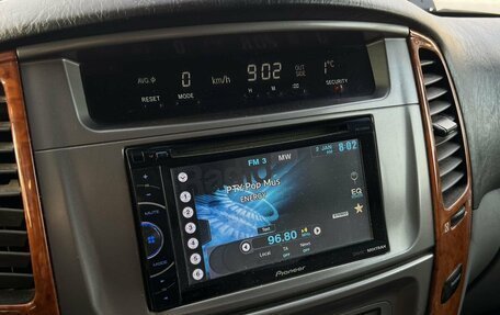 Toyota Land Cruiser 100 рестайлинг 2, 2006 год, 1 550 000 рублей, 20 фотография