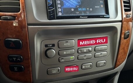 Toyota Land Cruiser 100 рестайлинг 2, 2006 год, 1 550 000 рублей, 21 фотография