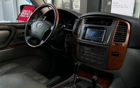 Toyota Land Cruiser 100 рестайлинг 2, 2006 год, 1 550 000 рублей, 23 фотография