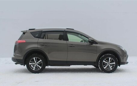 Toyota RAV4, 2015 год, 1 960 000 рублей, 4 фотография