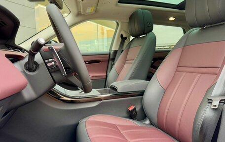 Land Rover Range Rover Evoque II, 2025 год, 6 680 000 рублей, 10 фотография