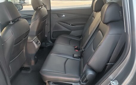 Chevrolet Orlando, 2023 год, 2 200 000 рублей, 10 фотография