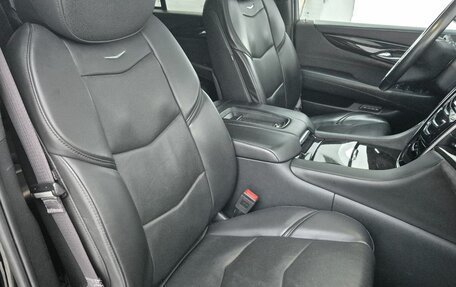 Cadillac Escalade IV, 2016 год, 4 040 000 рублей, 10 фотография