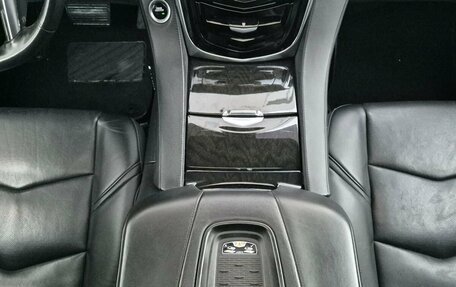 Cadillac Escalade IV, 2016 год, 4 040 000 рублей, 16 фотография