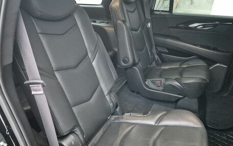 Cadillac Escalade IV, 2016 год, 4 040 000 рублей, 12 фотография