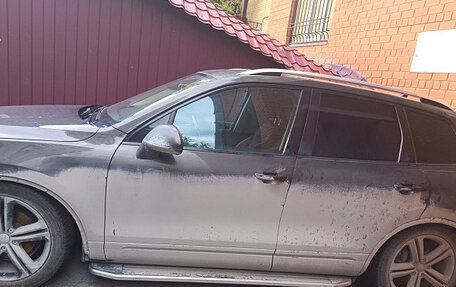 Volkswagen Touareg III, 2015 год, 2 406 841 рублей, 2 фотография