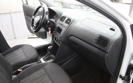 Volkswagen Polo VI (EU Market), 2018 год, 910 000 рублей, 8 фотография