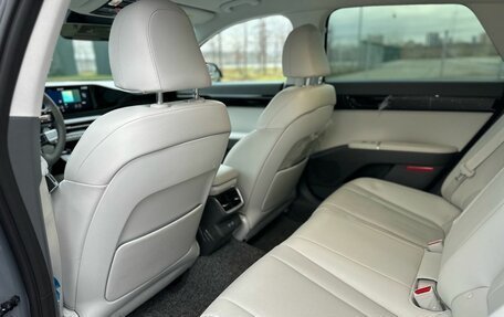Hyundai Grandeur, 2023 год, 4 450 000 рублей, 17 фотография