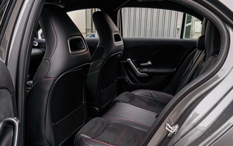 Mercedes-Benz A-Класс, 2019 год, 2 398 000 рублей, 11 фотография