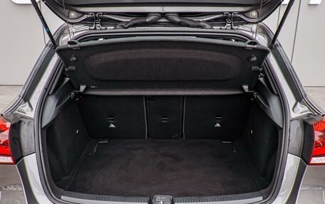 Mercedes-Benz A-Класс, 2019 год, 2 398 000 рублей, 21 фотография