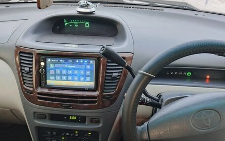 Toyota Nadia, 2000 год, 650 000 рублей, 13 фотография