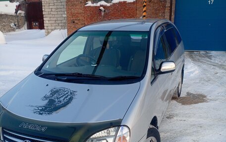 Toyota Nadia, 2000 год, 650 000 рублей, 1 фотография