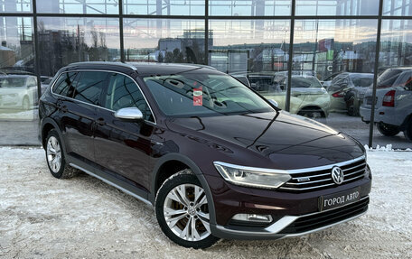 Volkswagen Passat B8 рестайлинг, 2017 год, 2 300 000 рублей, 3 фотография