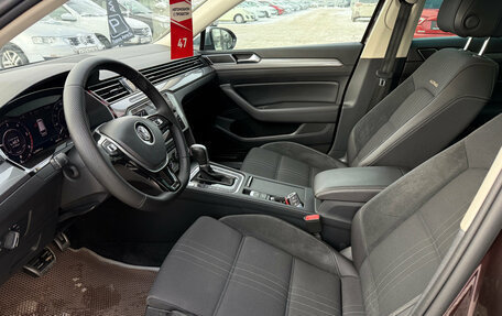 Volkswagen Passat B8 рестайлинг, 2017 год, 2 300 000 рублей, 12 фотография