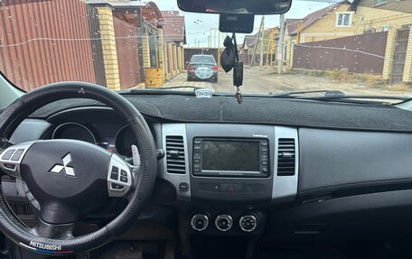 Mitsubishi Outlander III рестайлинг 3, 2011 год, 1 200 000 рублей, 6 фотография