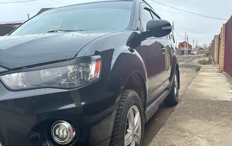 Mitsubishi Outlander III рестайлинг 3, 2011 год, 1 200 000 рублей, 5 фотография