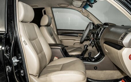 Toyota Land Cruiser Prado 120 рестайлинг, 2007 год, 2 600 000 рублей, 5 фотография