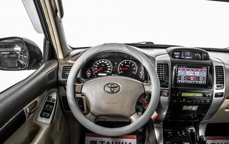 Toyota Land Cruiser Prado 120 рестайлинг, 2007 год, 2 600 000 рублей, 10 фотография