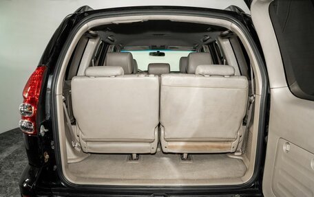 Toyota Land Cruiser Prado 120 рестайлинг, 2007 год, 2 600 000 рублей, 17 фотография