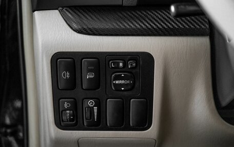 Toyota Land Cruiser Prado 120 рестайлинг, 2007 год, 2 600 000 рублей, 15 фотография