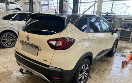 Renault Kaptur I рестайлинг, 2017 год, 1 399 000 рублей, 5 фотография