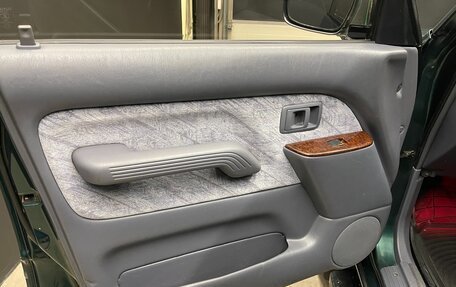 Toyota Land Cruiser Prado 90 рестайлинг, 1997 год, 1 050 000 рублей, 11 фотография