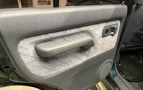 Toyota Land Cruiser Prado 90 рестайлинг, 1997 год, 1 050 000 рублей, 13 фотография