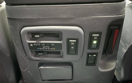 Toyota Land Cruiser Prado 90 рестайлинг, 1997 год, 1 050 000 рублей, 17 фотография