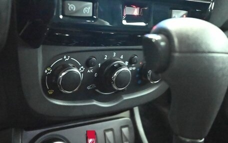 Renault Duster I рестайлинг, 2015 год, 1 110 000 рублей, 18 фотография