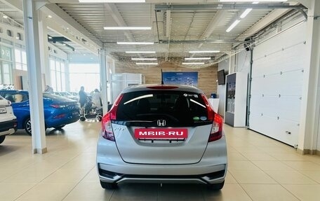 Honda Fit III, 2018 год, 1 229 000 рублей, 5 фотография