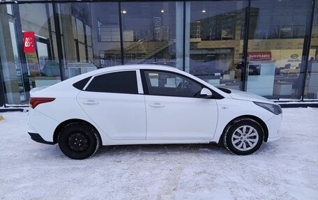 Hyundai Solaris II рестайлинг, 2020 год, 1 559 000 рублей, 5 фотография