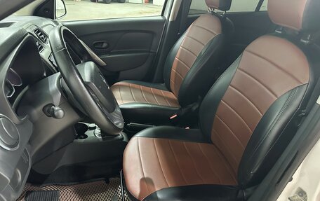 Renault Logan II, 2017 год, 488 000 рублей, 19 фотография