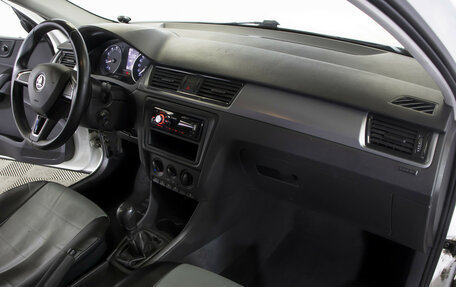 Skoda Rapid I, 2015 год, 515 000 рублей, 9 фотография