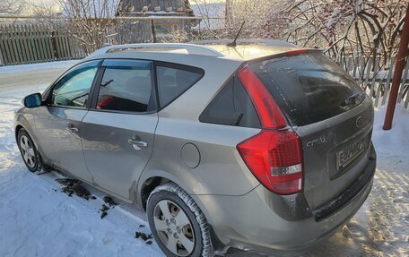 KIA cee'd I рестайлинг, 2010 год, 800 000 рублей, 2 фотография